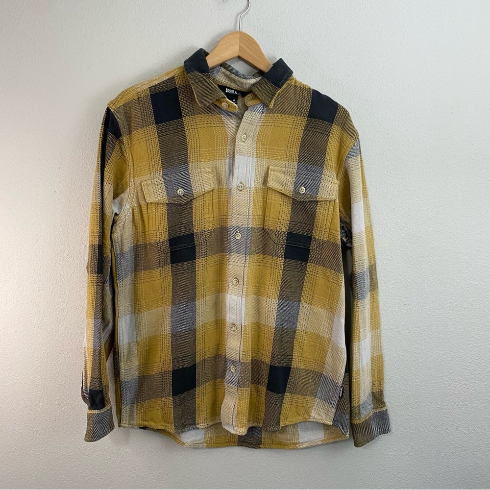 Eddie Bauer‎ Button Down Long Sleeve Yellow Plaid Stripes Men’s Medium